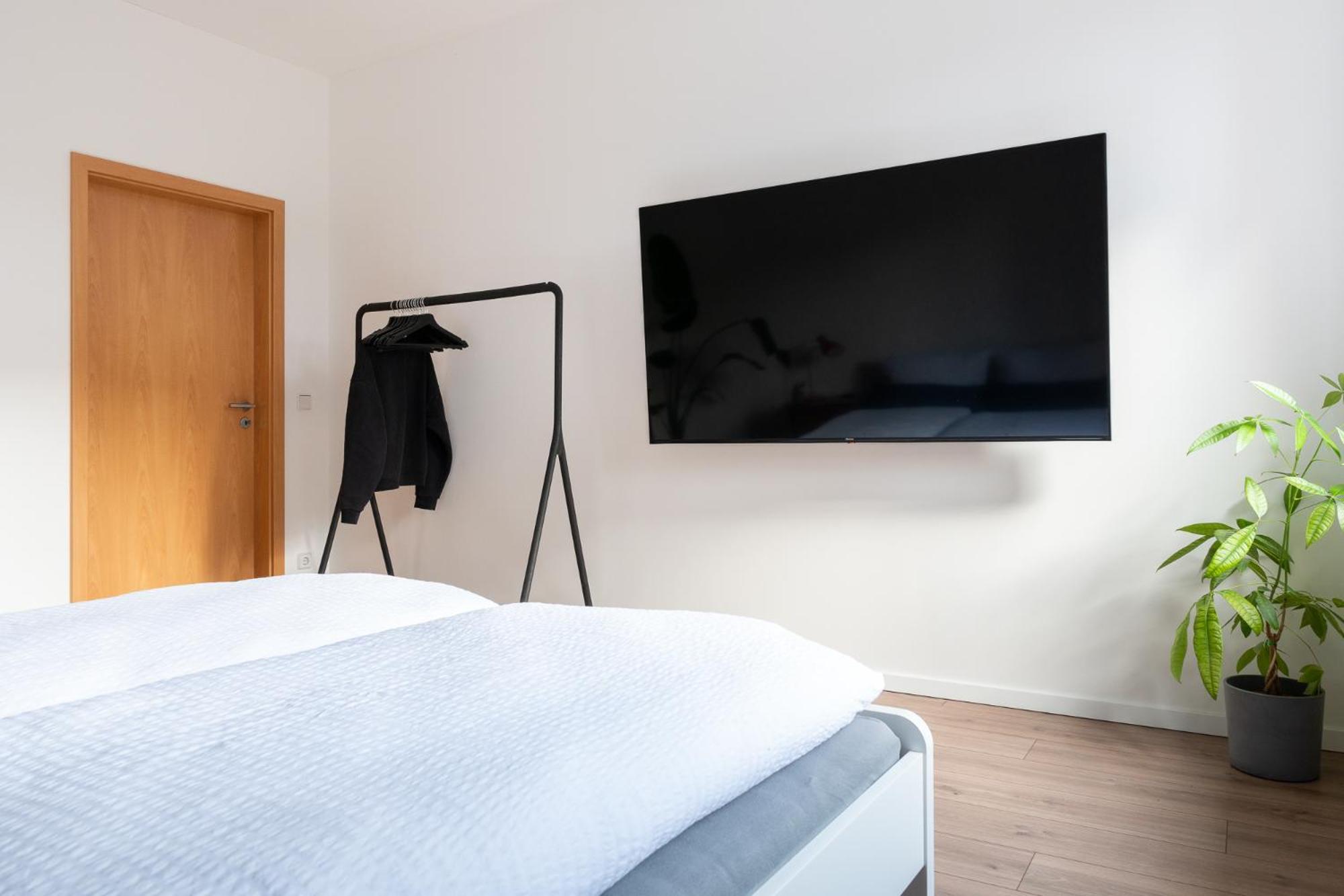 Luxurioeses Apartment, 10Min Innenstadt, Parkplatz Erfurt Exteriör bild