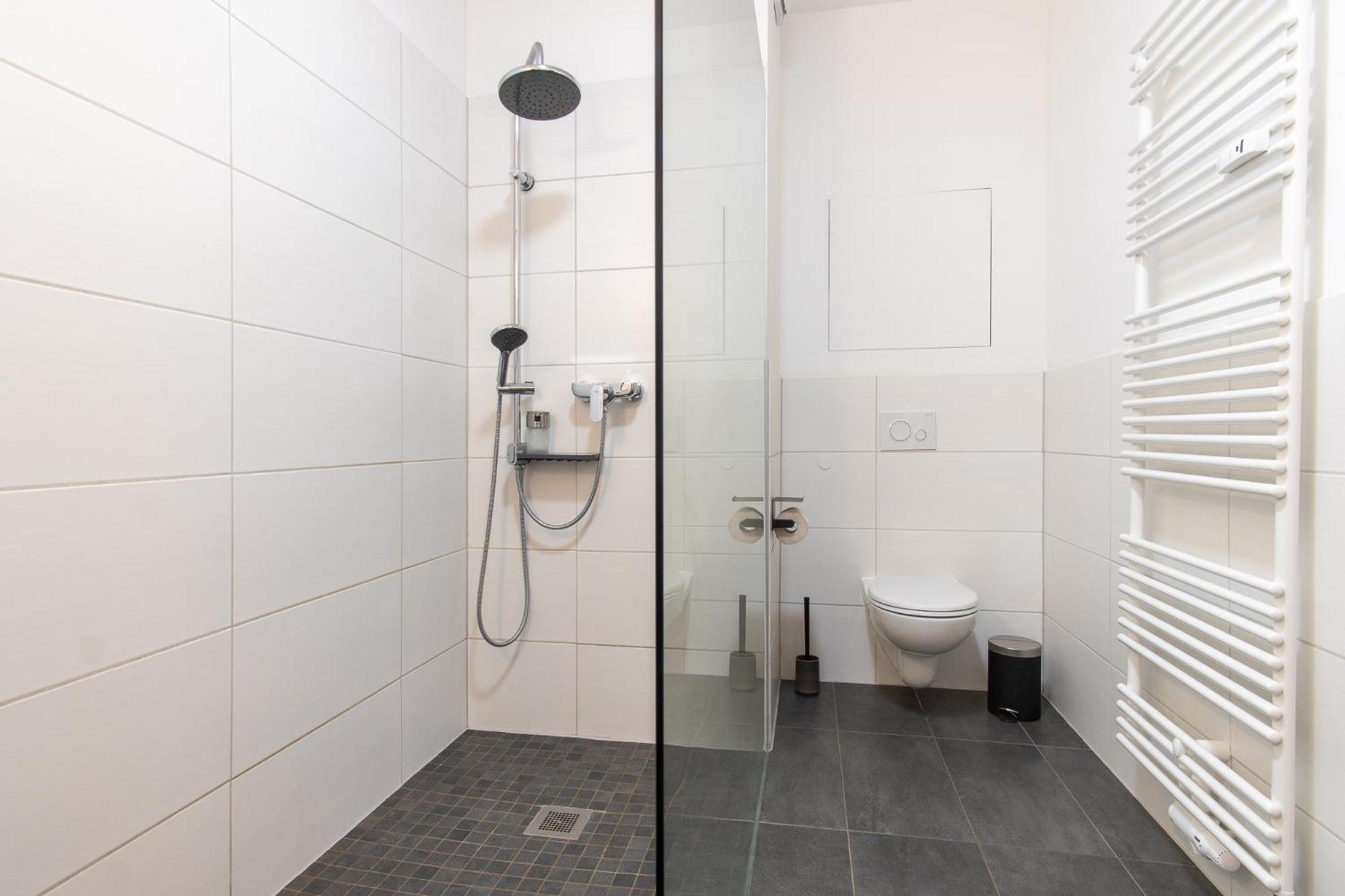 Luxurioeses Apartment, 10Min Innenstadt, Parkplatz Erfurt Exteriör bild